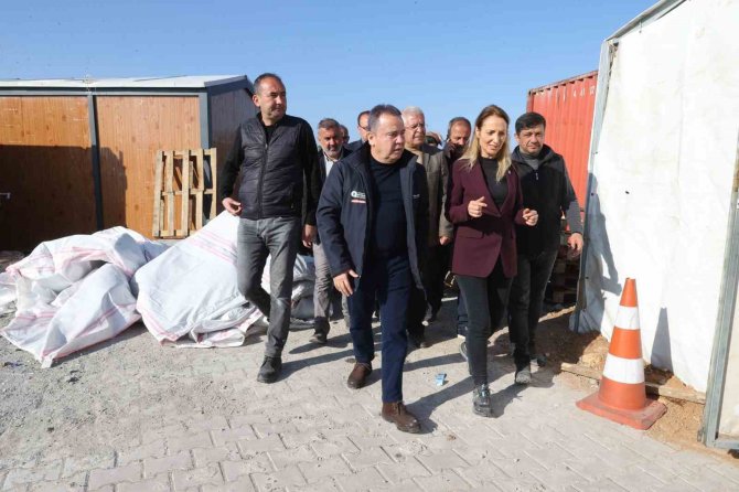 Antalya Büyükşehir Belediyesi Nurdağı’nda Konteyner Kent Kuruyor