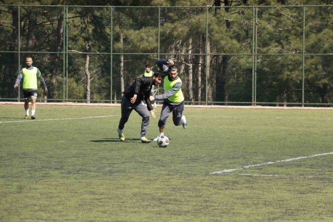 Yeşilçınar Çalışmalara Hız Verdi