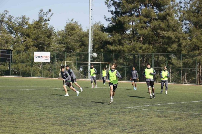 Yeşilçınar Çalışmalara Hız Verdi