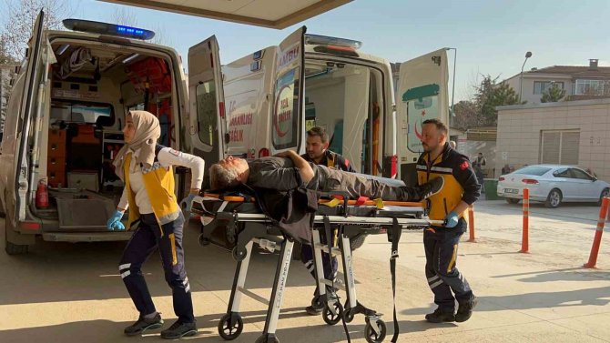 Tüfekle Vurduğu Şahsın Başında Polisi Bekledi