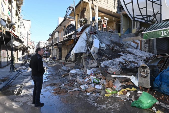 Başkan Yüksel, Depremden Etkilenen Malatya’da Temaslarda Bulundu
