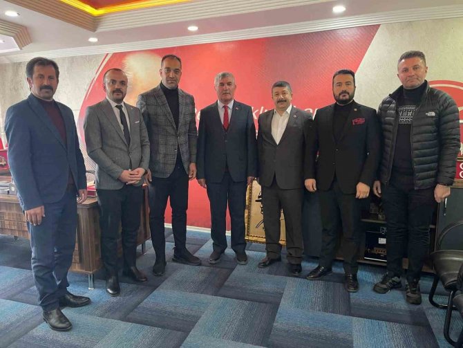 Oltu’da Mhp’ye İki Meclis Üyesi