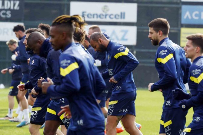 Fenerbahçe, Konyaspor Maçı Hazırlıklarına Devam Etti