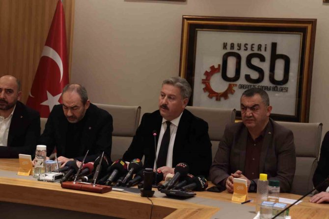 Kayserililer Dayanışmayı “Deprem Koordinasyon Merkezi” İle Gösterdi