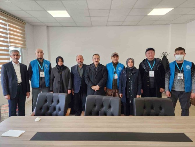 Kazakistan Salih Nesil Vakfı’ndan Depremzedeler İçin 480 Bin Dolar Yardım