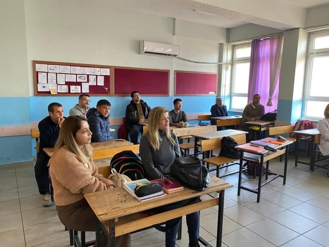 Köyceğiz’de Öğretmenler Deprem Konusunda Bilgilendirildi