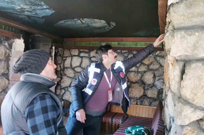 Menteşe Belediye Ekipleri Hasar Tespit Çalışmalarına Katılıyor