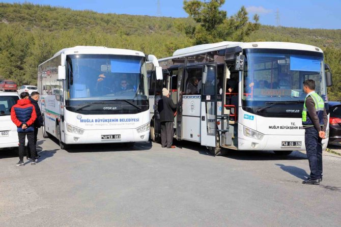 Depremzede Vatandaşlara Ücretsiz Taşıma