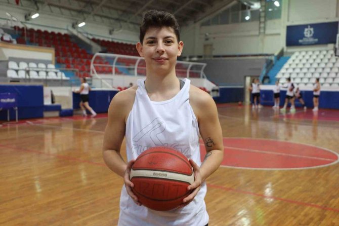 İ̇zmit Belediyespor, Hatay’dan Eda Şahin’i Kadrosuna Kattı