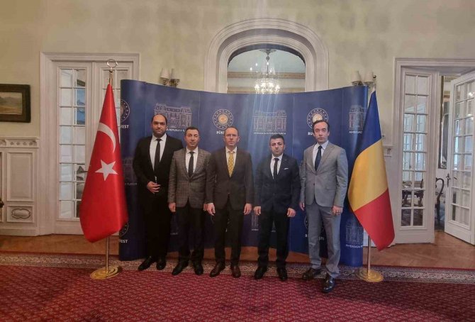 Uyafa Depremzedeler Yararına Gösteri Maçı Düzenleyecek