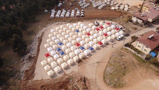 Ürgüp Belediyesi Hatay’da Çadır Kent Kurdu