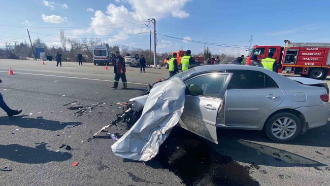 Elazığ’da Trafik Kazası: 1 Ölü, 4 Yaralı