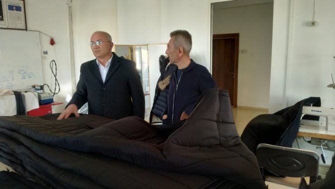 Sorgun’da Depremzedeler İçin 245 Adet Tulum Dikildi