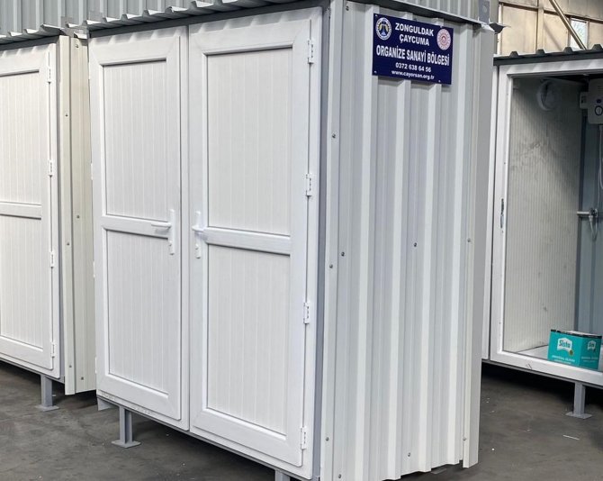 Depremzedeler İçin Osb’den Seyyar Tuvalet Ve Duş Kabinleri Yola Çıktı
