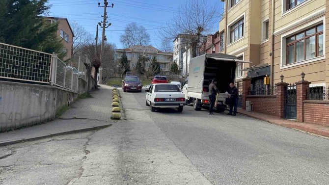 Tek Yönlü Ters Şeride Giren Sürücüler Kazaya Davetiye Çıkardı