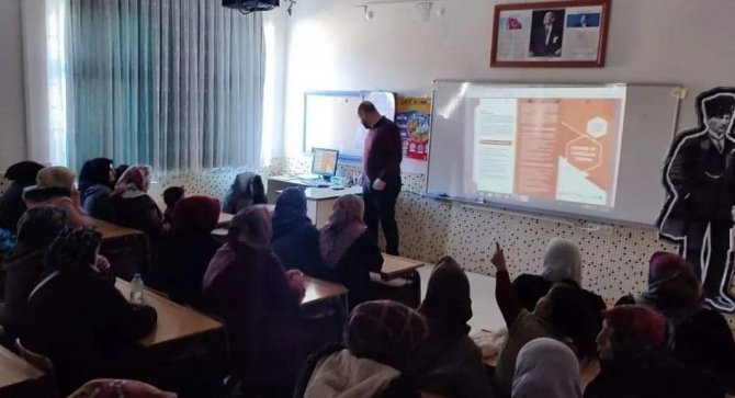 Şuhut’ta Velilere Yönelik Madde Bağımlılığı Farkındalık Eğitimi