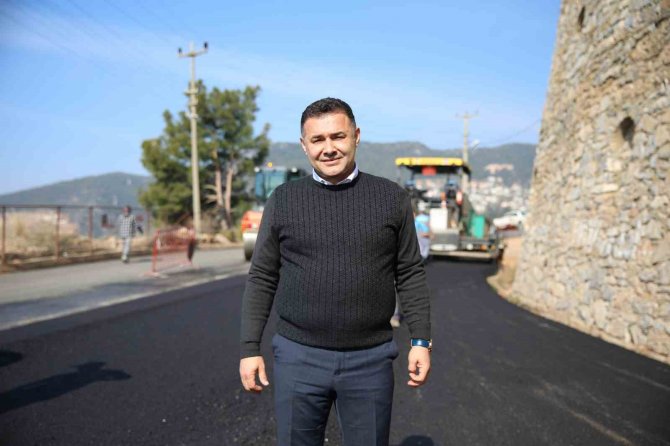 Alanya’da Asfalt Yenileme Çalışmaları Devam Ediyor