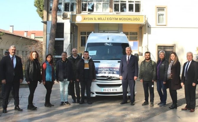 Gönüllü Psikolojik Danışmanlar Deprem Bölgesine Gitti