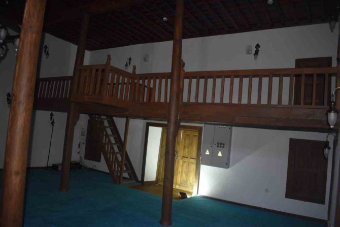 Karacasu’da Küçük Arık Camii’nin Restorasyonu Tamamlandı