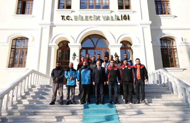 Vali Kızılkaya Arama Kurtarma Ekipleri Temsilcileriyle Bir Araya Geldi