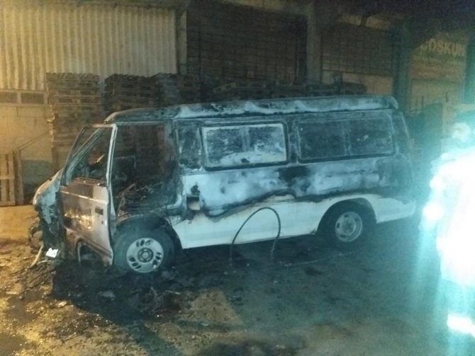 Minibüs Küle Döndü