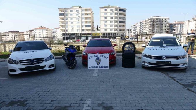 Kilis’te Çalıntı Lüks Otomobil Operasyonu
