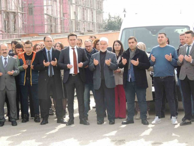 Düzce Adliyesi’nden Gönüllü 15 Personel İ̇skenderun’a Uğurlandı