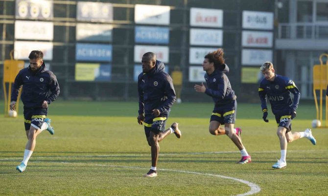 Fenerbahçe, Konyaspor Maçı Hazırlıklarını Tamamladı