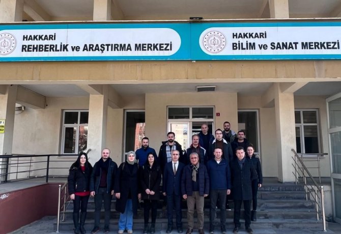 Gönüllü Öğretmenler Deprem Bölgesine Uğurlandı