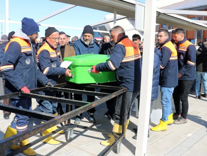 Kimsesiz Depremzede Sivas’ta Son Yolculuğuna Uğurlandı