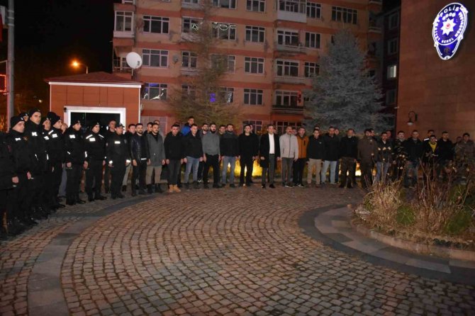 Kastamonu Emniyetinden Deprem Bölgesine 60 Personel Gönderildi