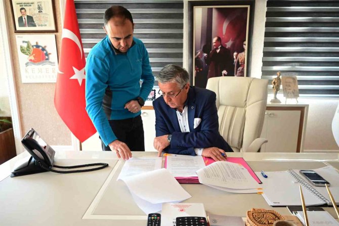 Başkan Topaloğlu: "Bu Sene 150 Bin İ̇ngiliz Misafir Bekliyoruz"