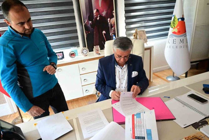 Başkan Topaloğlu: "Bu Sene 150 Bin İ̇ngiliz Misafir Bekliyoruz"