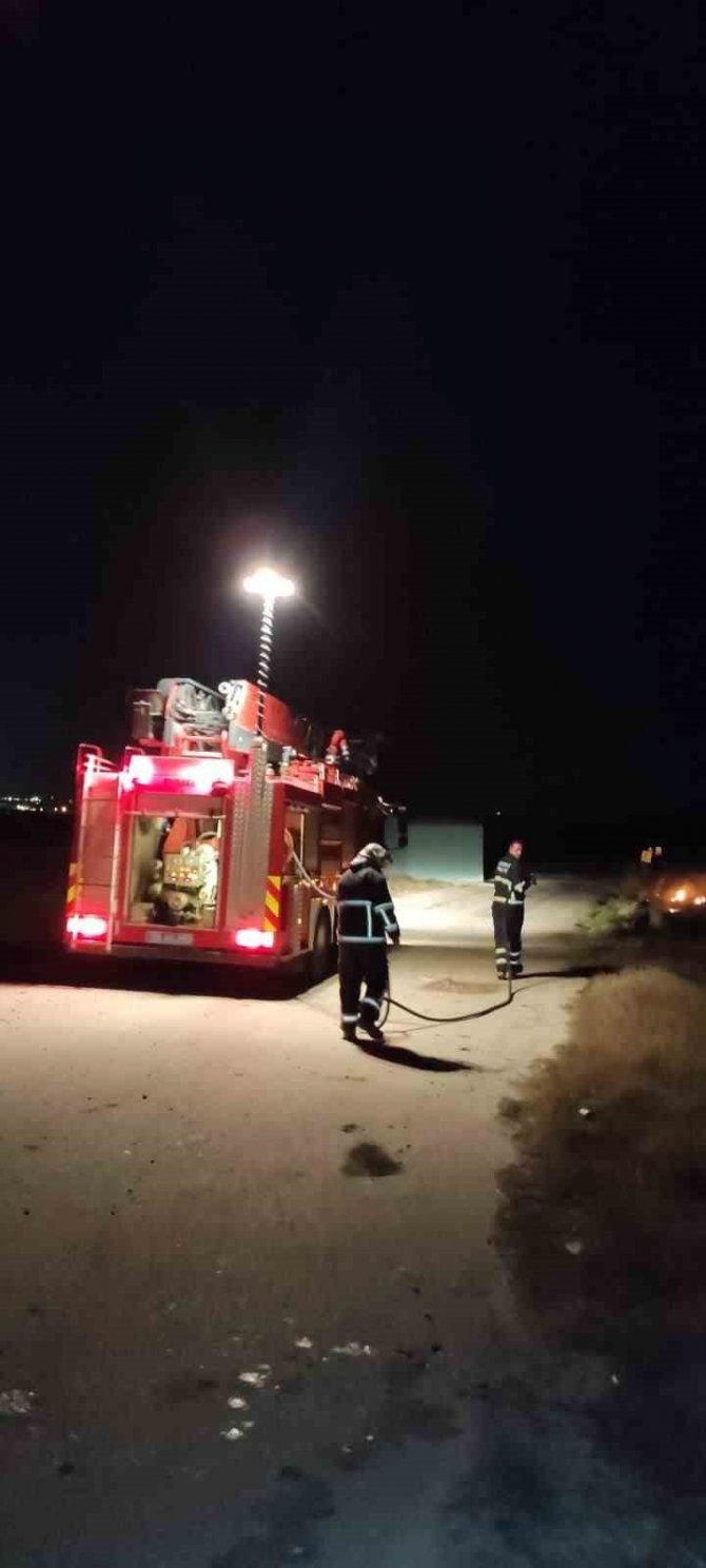 Kırklareli’de Otluk Alanda Çıkan Yangın Söndürüldü