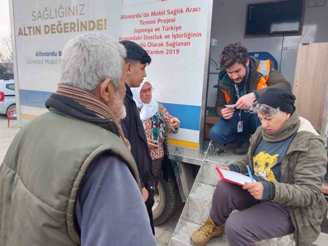 Başkan Tören: “Mobil Sağlık Ekibimiz, Deprem Bölgesinde Önemli Bir Görev Üstlendi”