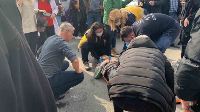 Otomobilin Çarptığı Lise Öğrencisi Yaralandı