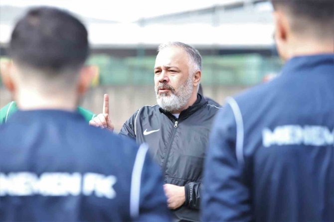 Özden Töraydın: “3 Maç Akıbetimizi Belirleyecek”