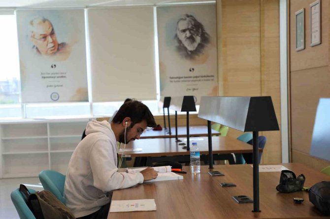 Türkan Saylan Çağdaş Yaşam Merkezi 65 Etkinliğe V Sahipliği Yaptı