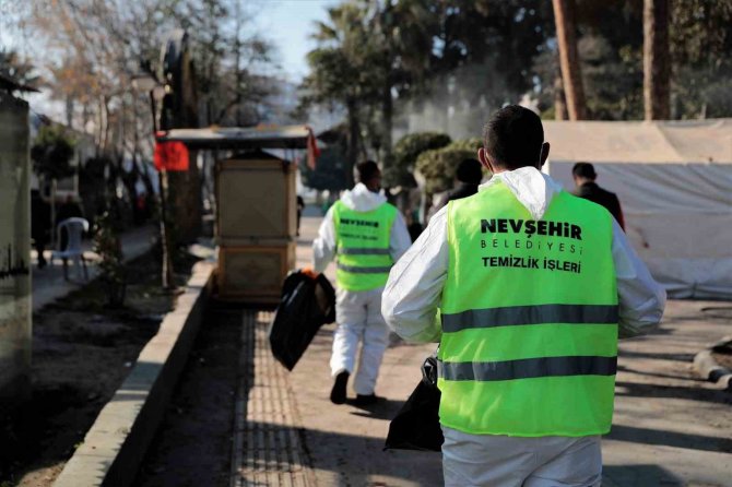 Hatay’ı Nevşehir Belediyesi Temizliyor