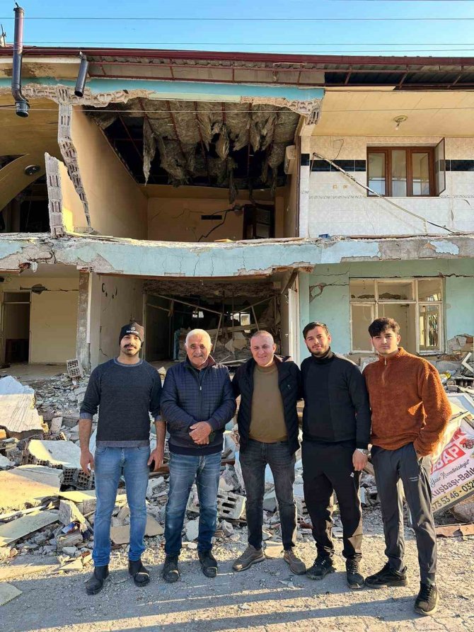 Adanalı Kebapçı, Hatay’da Depremzede Meslektaşına Yeni Dükkan Açtı