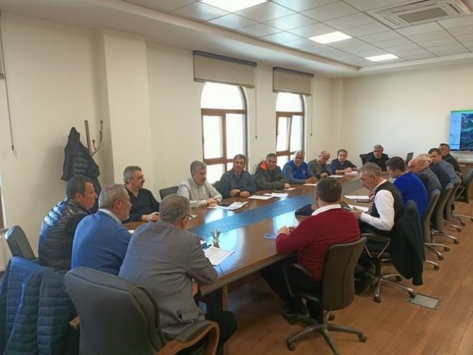 Ak Partili Şahin Tin Depremzedeler İçin Çözüm Üretiyor