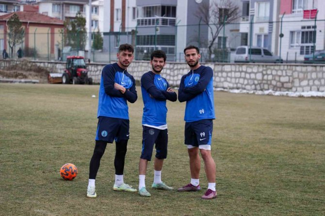 Belediye Kütahyaspor, 4 Yeni Transferle Kadrosunu Güçlendirdi