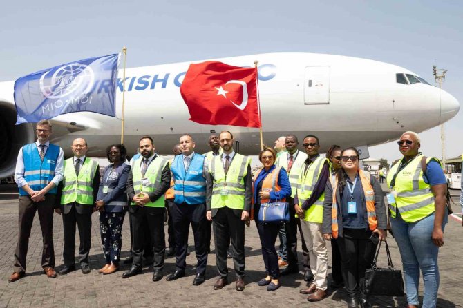 Birleşmiş Milletler Göç Örgütü’nün 240 Tonluk Yardımı Deprem Bölgesine Ulaştı