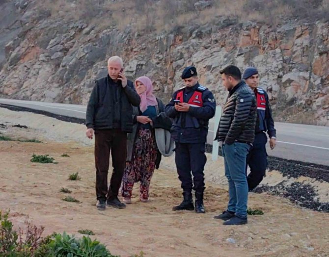 Bursa’da Kontrolden Çıkan Kamyonet Uçurumdan Kıl Payı Kurtuldu