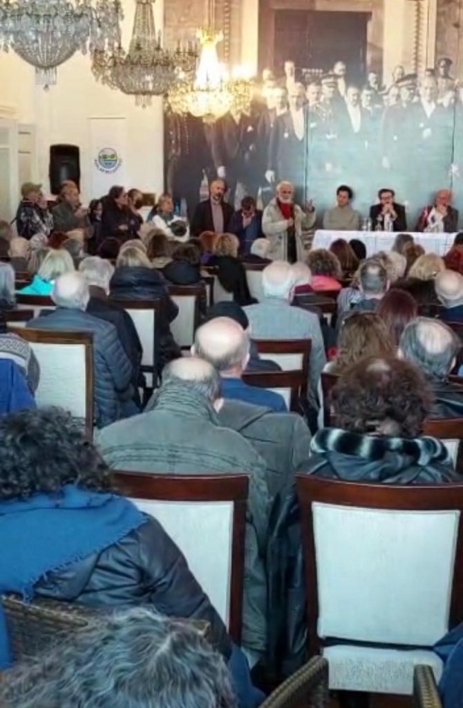 Chp’li Eski Yönetici Aydın: “İ̇ğneyi Önce Kendimize Batırmalıyız”