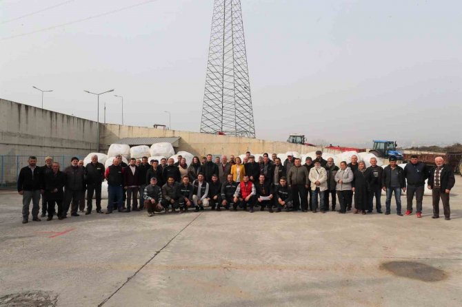 İ̇zmitli Çiftçiler Dayanışmanın En Güzel Örneğini Sergiledi