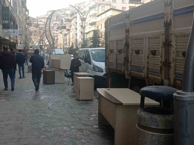 Hakkari Sgk Binası Boşaltıldı