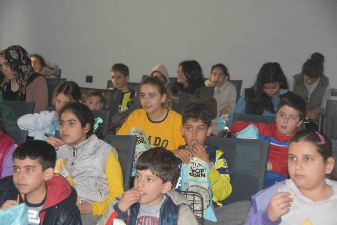 Depremzede Çocukların Deprem Travmasını Atlatması İçin Seferber Oldular