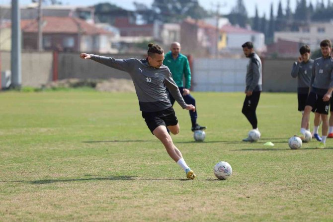 Nazilli Belediyespor Dostluk Maçı Hazırlıklarını Tamamladı