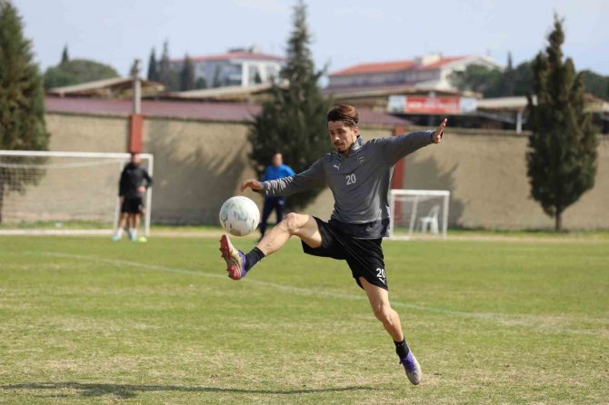 Nazilli Belediyespor Dostluk Maçı Hazırlıklarını Tamamladı